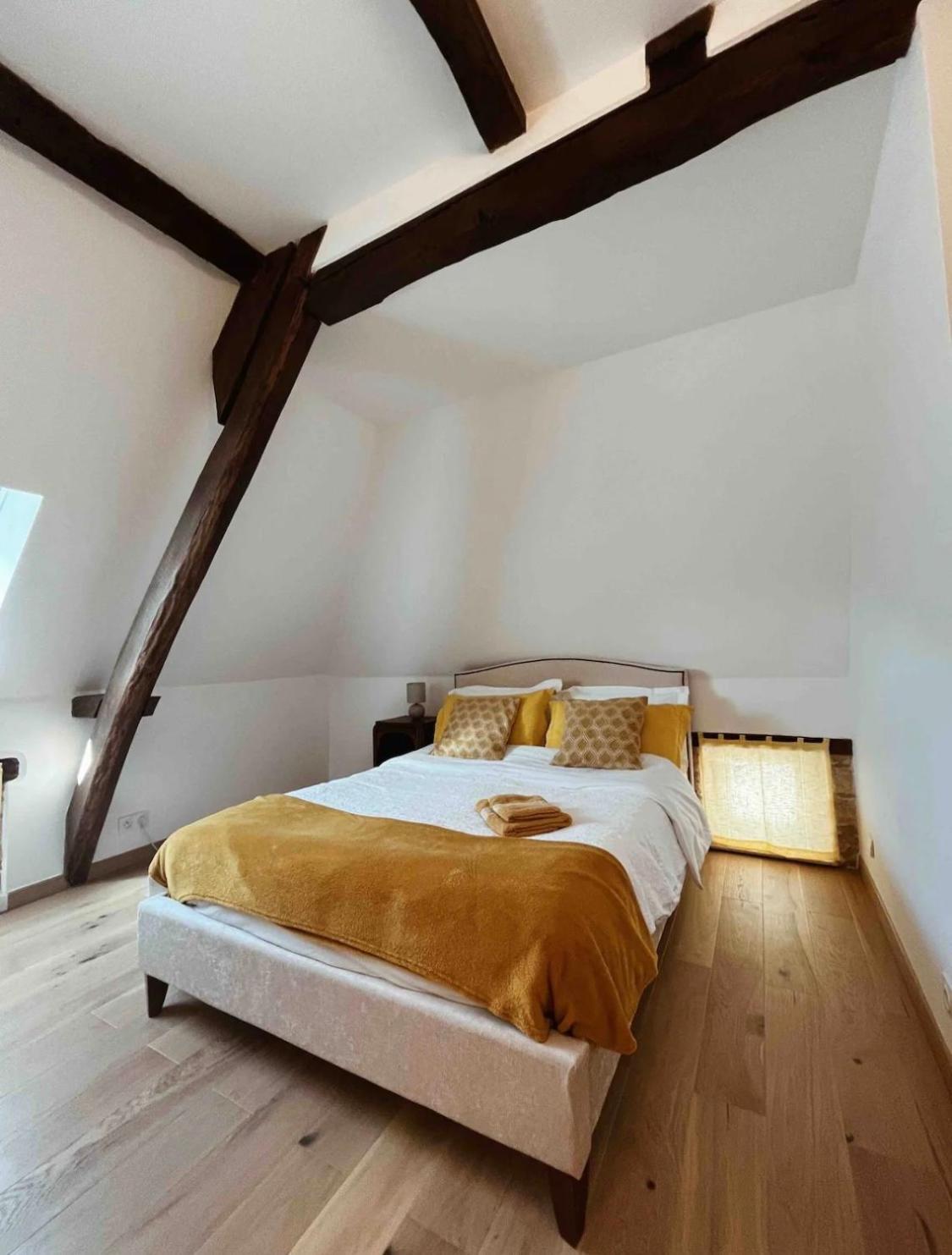 Joli Gite Pour 5 Personnes : Chez Cherrie Saint-Julien-de-Lampon Exterior photo